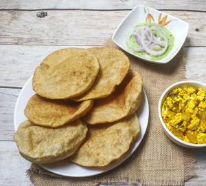 Paneer Bhujia + 6 Poori