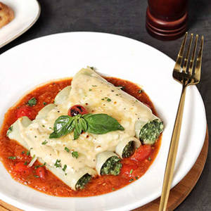 Spinach & Feta Canneloni Pasta