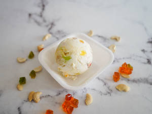 Special American Dry Fruit Ice Cream