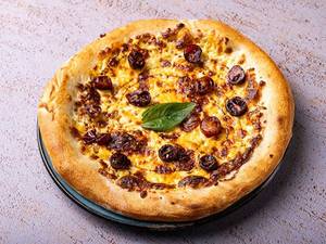 Smoke House Quattro Formaggi Pizza