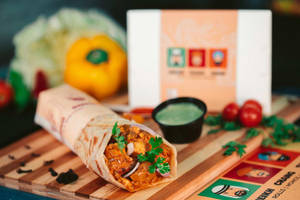 Kadhai Paneer Roll (9inch)