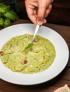 Quattro Formaggi Creamy Pesto (green Sauce)