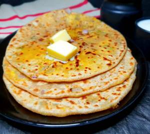 Paneer paratha