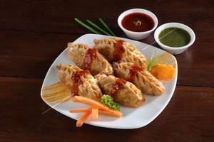 Chicken Fried Momo (10 Pcs)