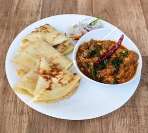 Porotta (2pcs) & Chicken  Curry