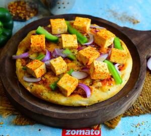 Paneer Overloaded Pizza