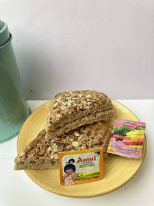Toast With Butter & Preserves Multigrain