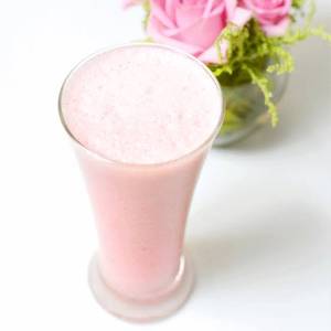 Roohafza Mik Shake