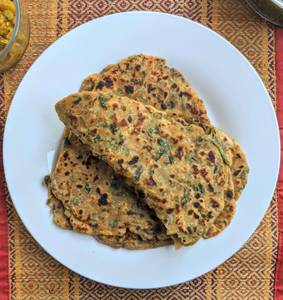 Fresh Methi Paratha(1 Pc)