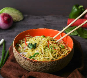 Veg Hakka Noodles