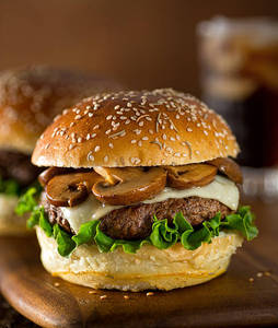 Mushroom Juicy Burger