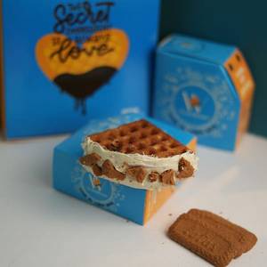 Lotus Biscoff Waffle [ Tripple Layered ]