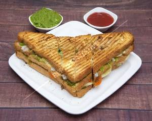 Paneer Tikka Sandwich 