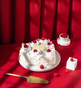 White Forest Cake (eggless)    