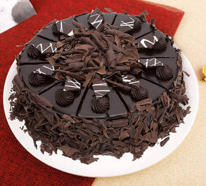 Eggless Death By Chocolate Cake [1kg]
