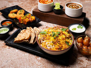 Castle's Premium Veg Thali