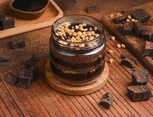 Crunchy Chocolate Hazelnut Jar Cake - 180ml