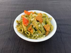 Chicken pesto sauce pasta
