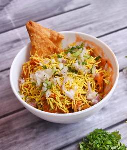 Spl amul samosa chaat