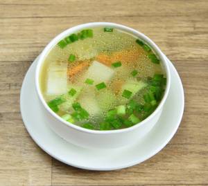 Vegetable clear soup