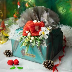 Silver Cake Gift Hamper