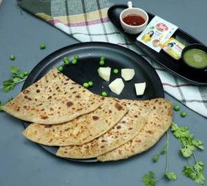 Aloo Matar Paratha
