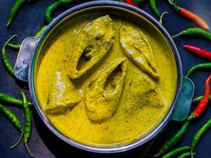 Ilish Bhapa (Seasonal)-1 Pcs