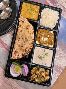 Deluxe Thali