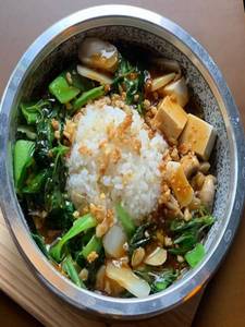 Three Pepper Sauce Stone Pot