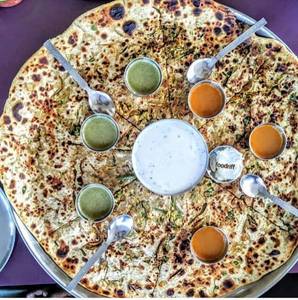 Gobi Mooli Gajar Parantha