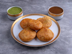 Mattar Kachori