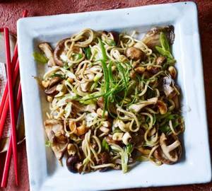 Mushroom Noodles 
