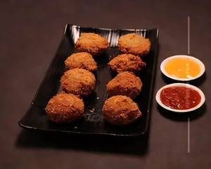 Veg peri peri kurkure momos