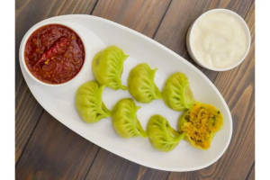 Mixed Veg Steamed Momos [6 Pcs]