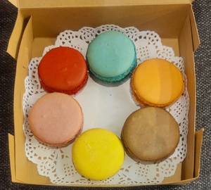 Box Of 6 Macarons