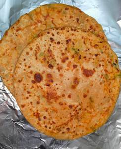 Aloo Pyaaz Paratha (2 Med)