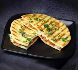 Paneer kulcha   