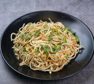 Veg Hakka Noodle