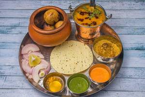 Ghee Dal Bati Churma