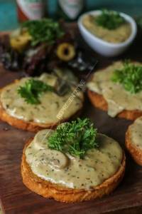 Creamy Mushroom Bruschetta