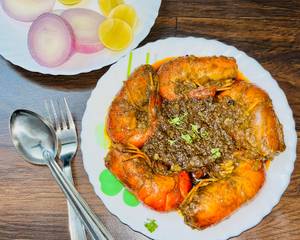 Zinga Prawns Sukka