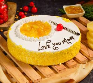 Pineapple premium cake