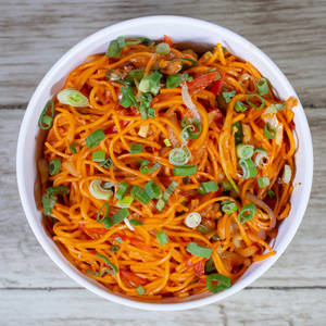 Veg schezwan noodles