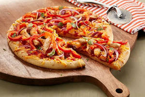 Chicken Schezwan Pizza