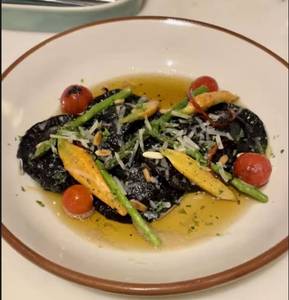 Grilled Chicken Greek Salad