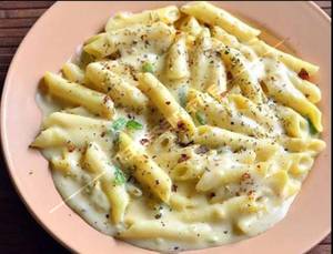 White Penne Sauce Pasta