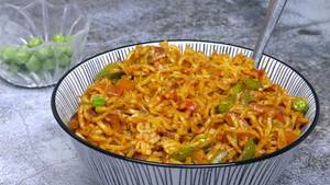 Schezwan Veg Maggi [300ml Pack]