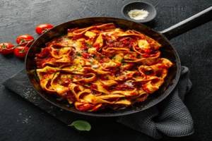 Vegan Tagliatelle Ai Pomodori