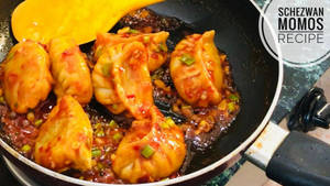 Veg Schezwan Momo