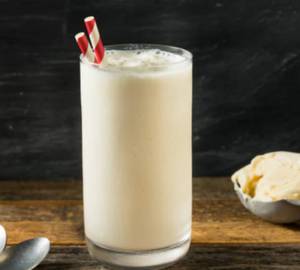 Vanilla Milkshake With Vanilla Scoop